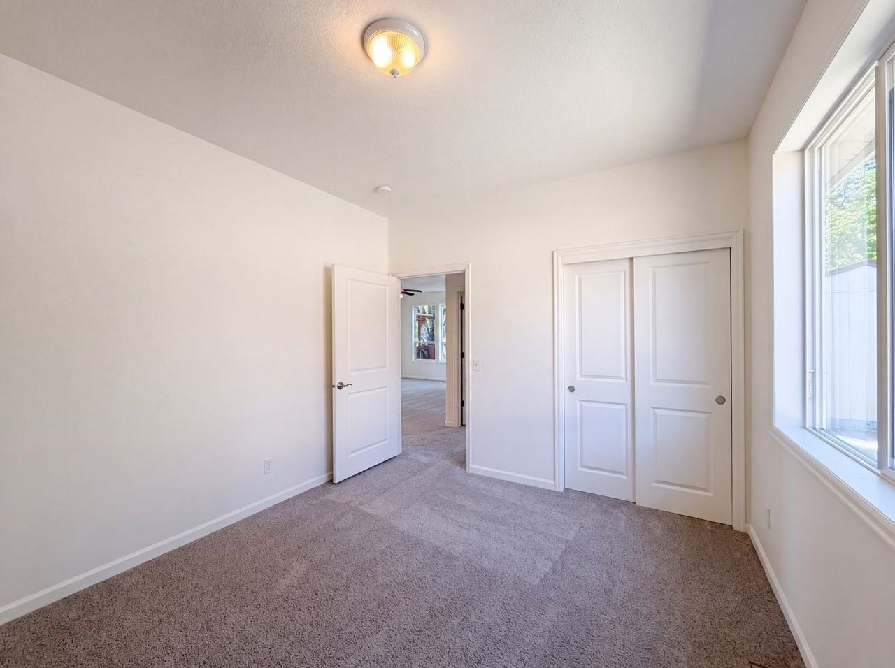 19016 Sw Jessica Way #NA - Photo 7 of 12