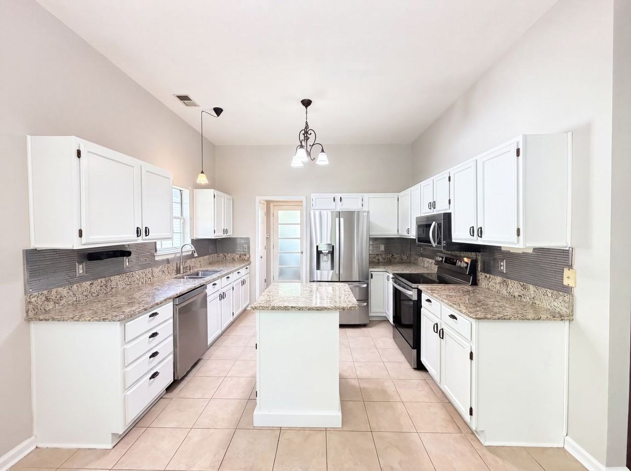 8537 Albury Walk Ln #NA - Photo 5 of 12