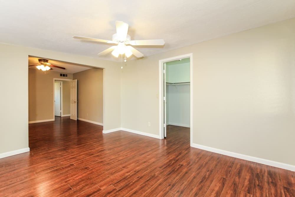 14418 N 57th Ave #NA - Photo 3 of 15