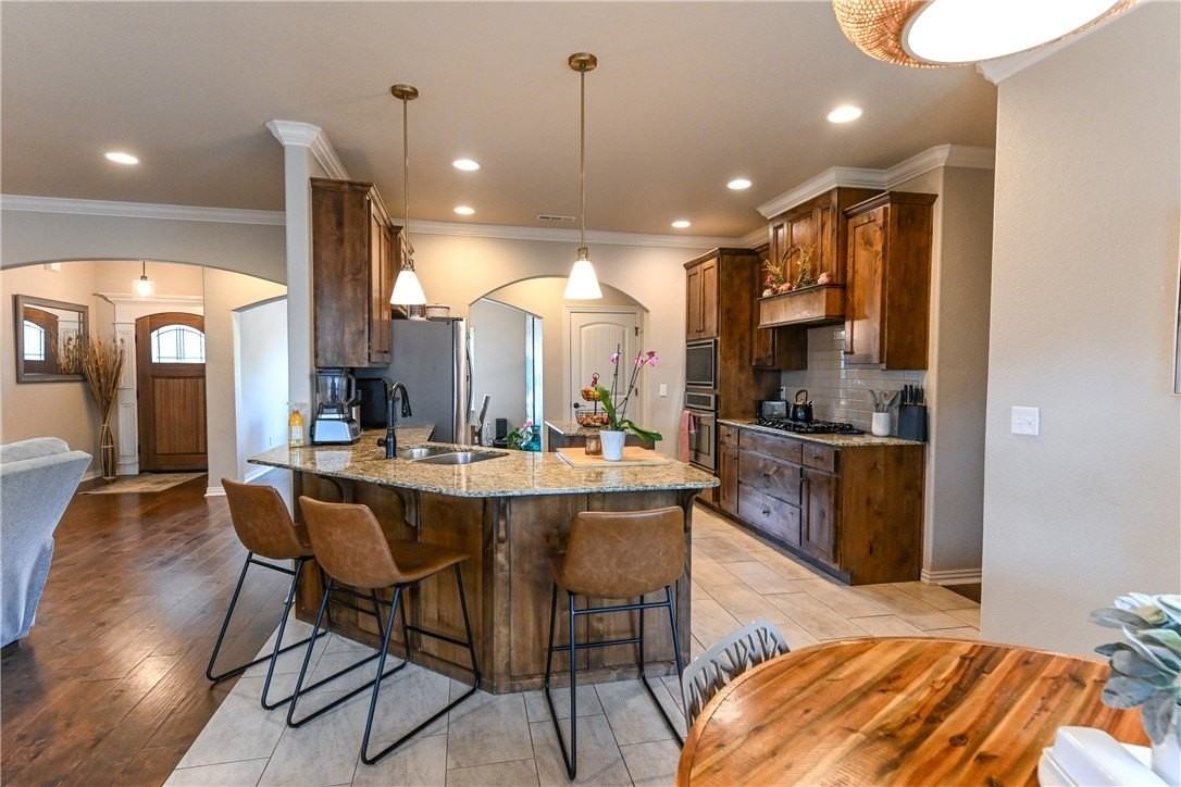5824 W Persimmon St - Photo 7 of 19