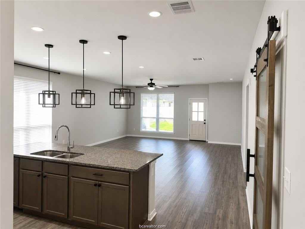 5923 Eldora Dr - Photo 3 of 16