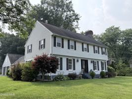 featured image of 7 Fenway Ct