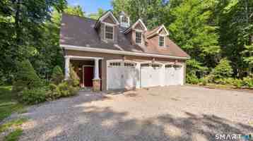 featured image of 82 Laurel Ln #A