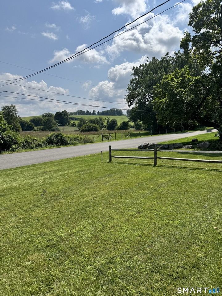 31 Sharon Valley Rd - Photo 2 of 15