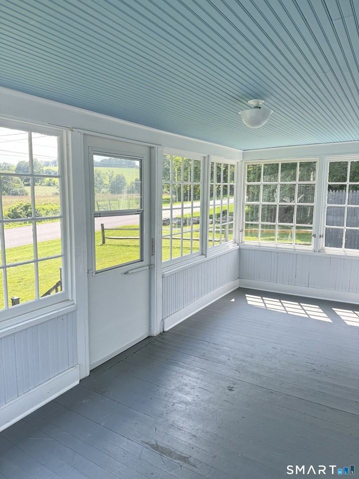 31 Sharon Valley Rd - Photo 3 of 15