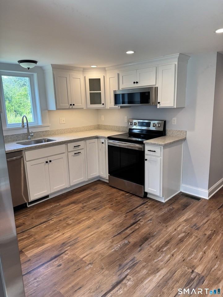 31 Sharon Valley Rd - Photo 7 of 15