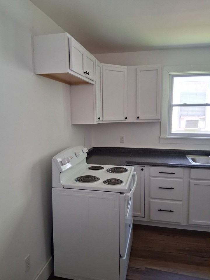 210 E 14th St Sw - Photo 7 of 16