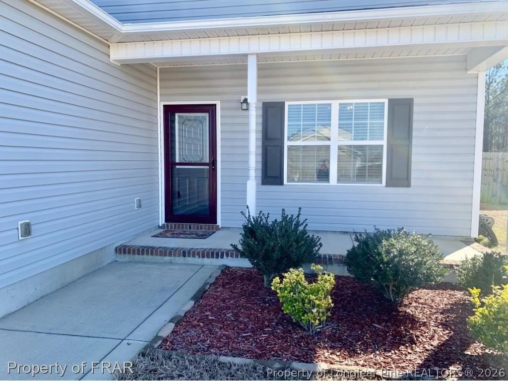 211 Rainmaker St - Photo 2 of 31