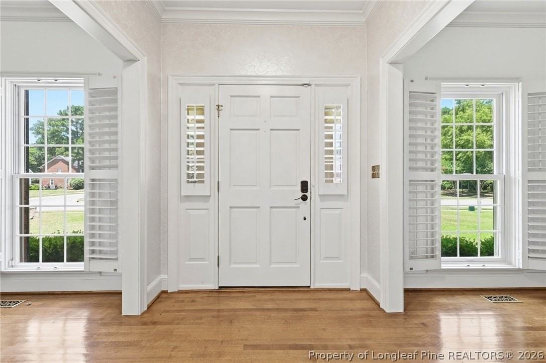3525 Prestwick Dr - Photo 4 of 48