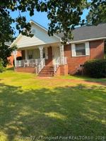featured image of 422 Langdon St