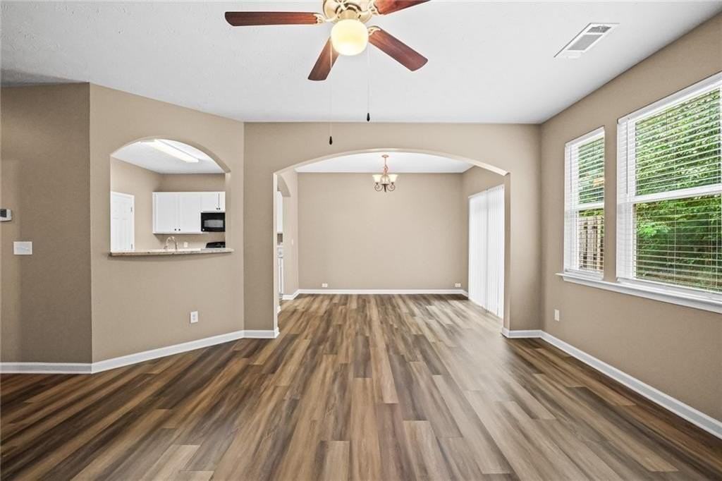 1619 Park Brooke Cir Sw #10 - Photo 6 of 28
