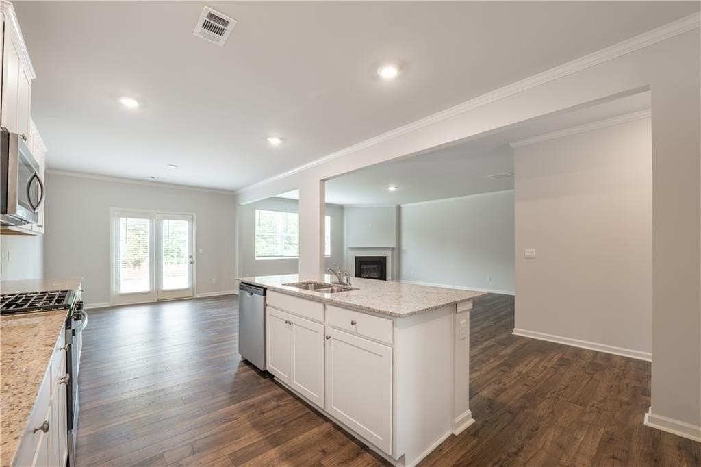 74 Grove Springs Ct Se - Photo 3 of 40