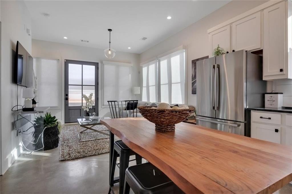 115 Central Ave - Photo 6 of 25