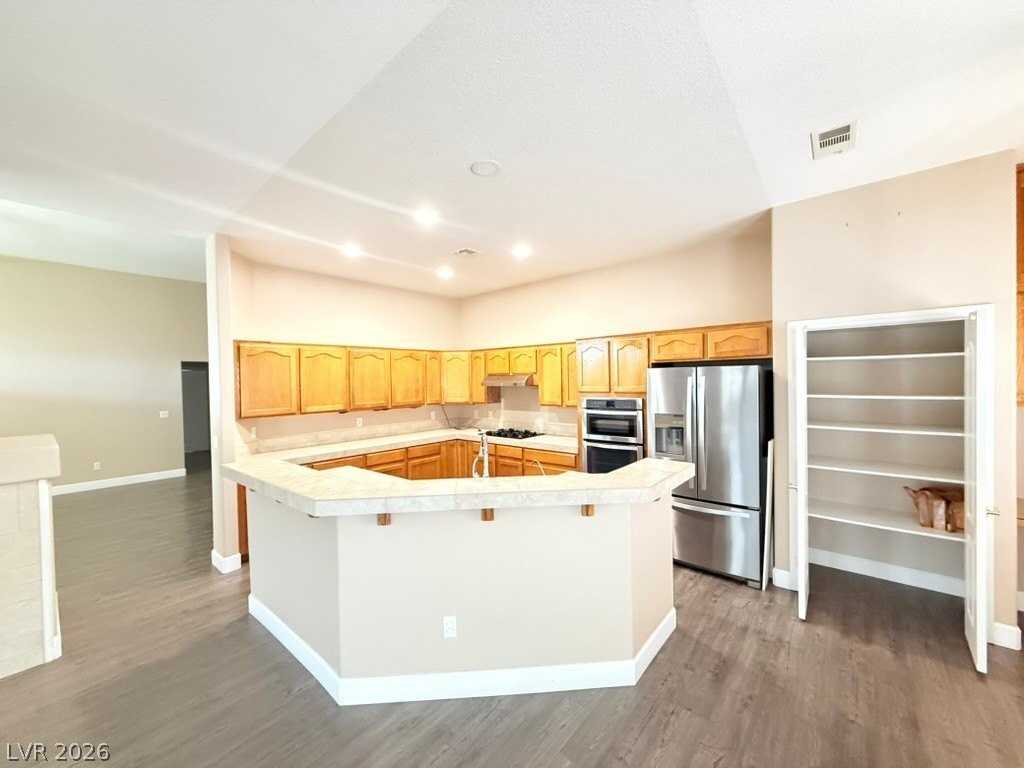 275 Macsnap Ave - Photo 5 of 31