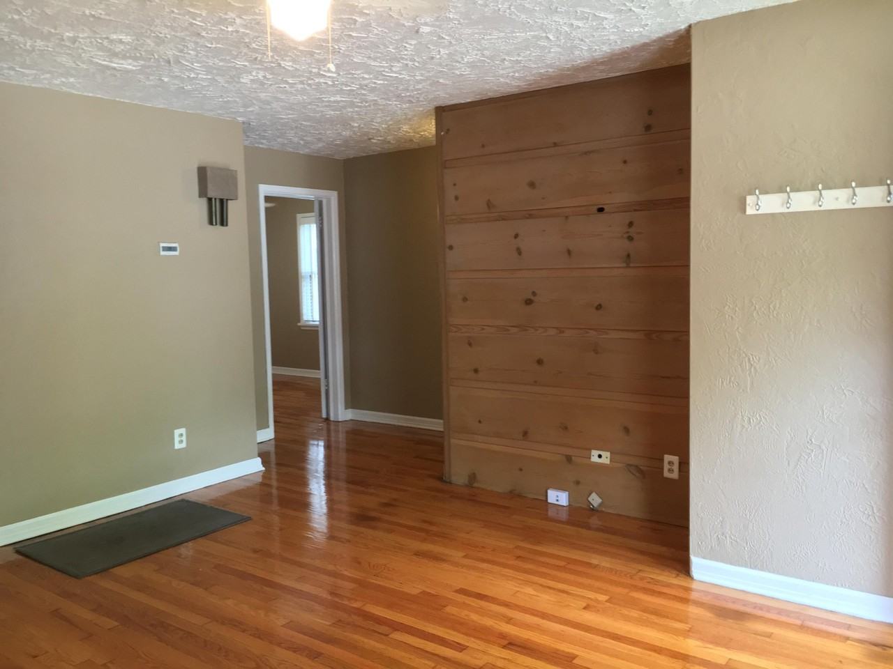 1610 E Cairo St - Photo 5 of 21