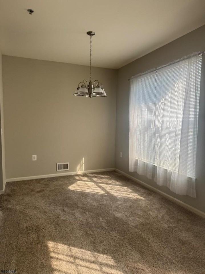 98 Conover Ter - Photo 5 of 12