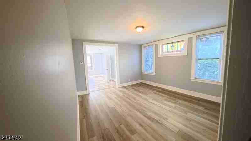 309 Goldsmith Ave #1 - Photo 6 of 19