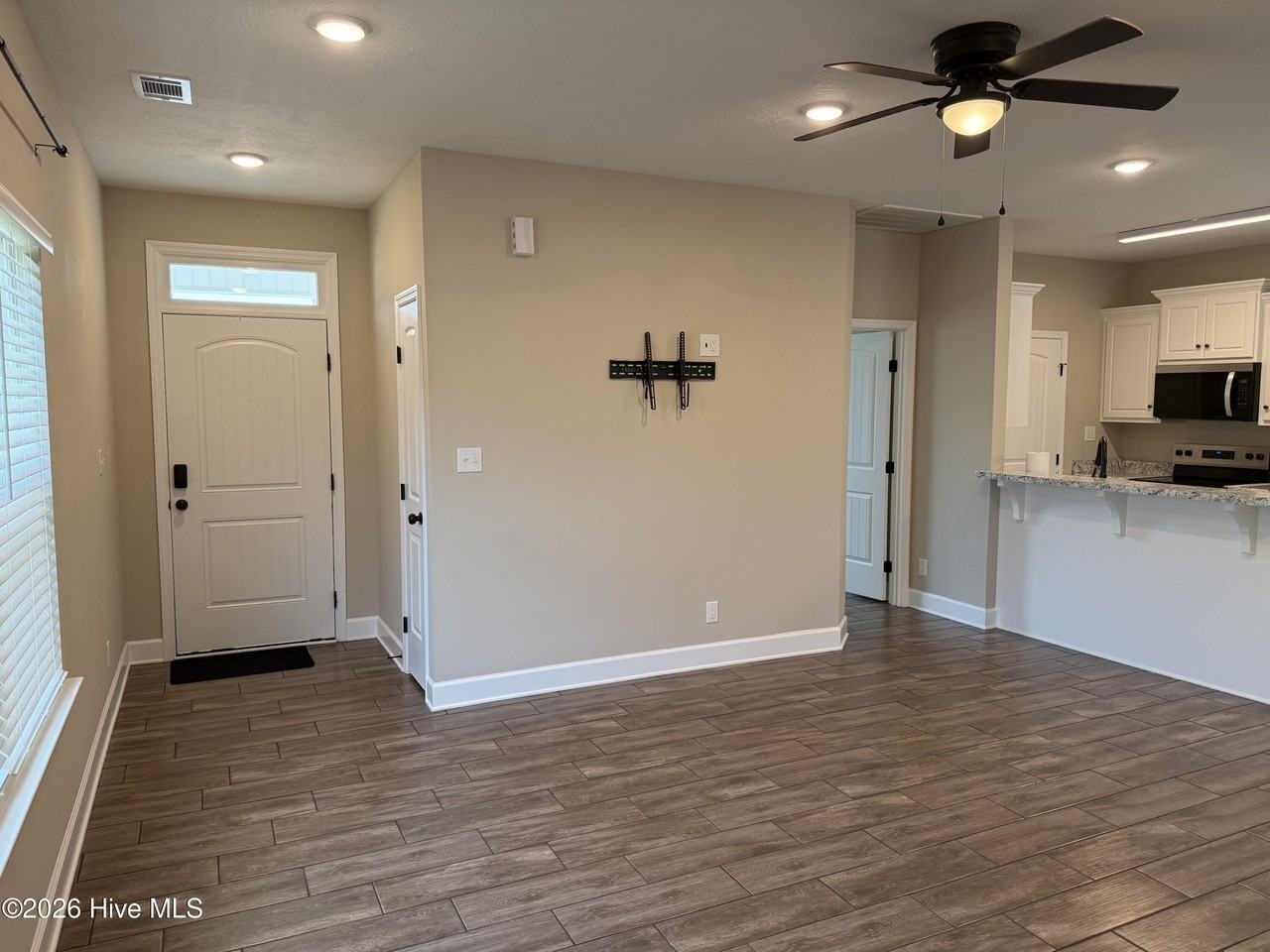 424 Bradleyville Rd - Photo 3 of 21