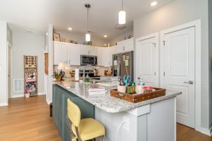 featured image of 1559 Crownpoint Dr #209