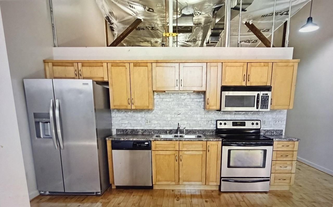 222 Bolivar St #243 - Photo 3 of 24