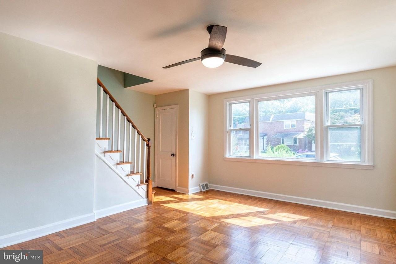 526 Michell St - Photo 3 of 26