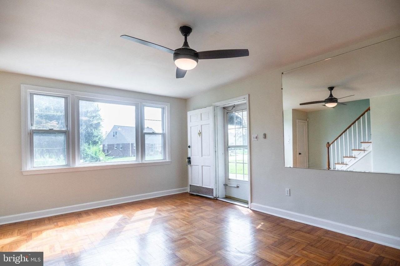 526 Michell St - Photo 6 of 26