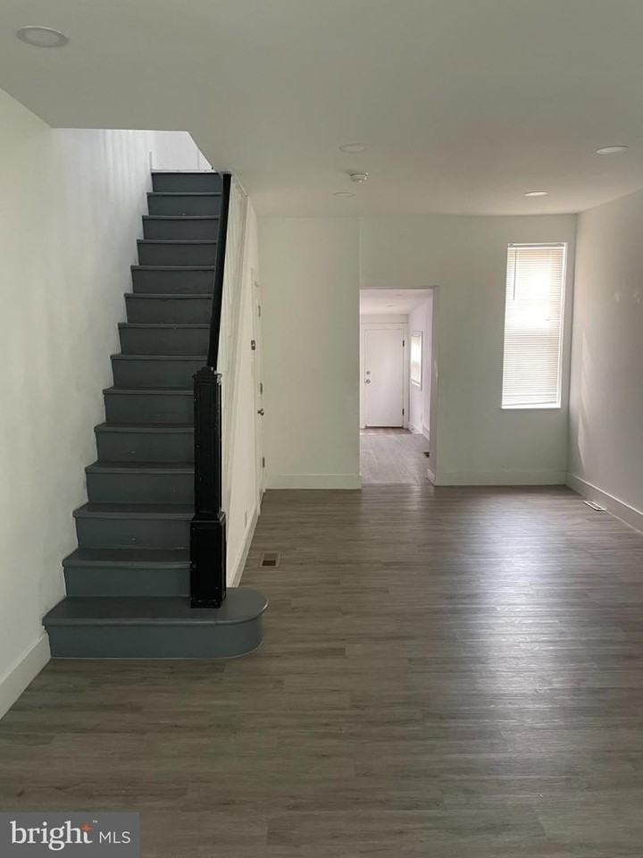 3133 Weikel St - Photo 3 of 16