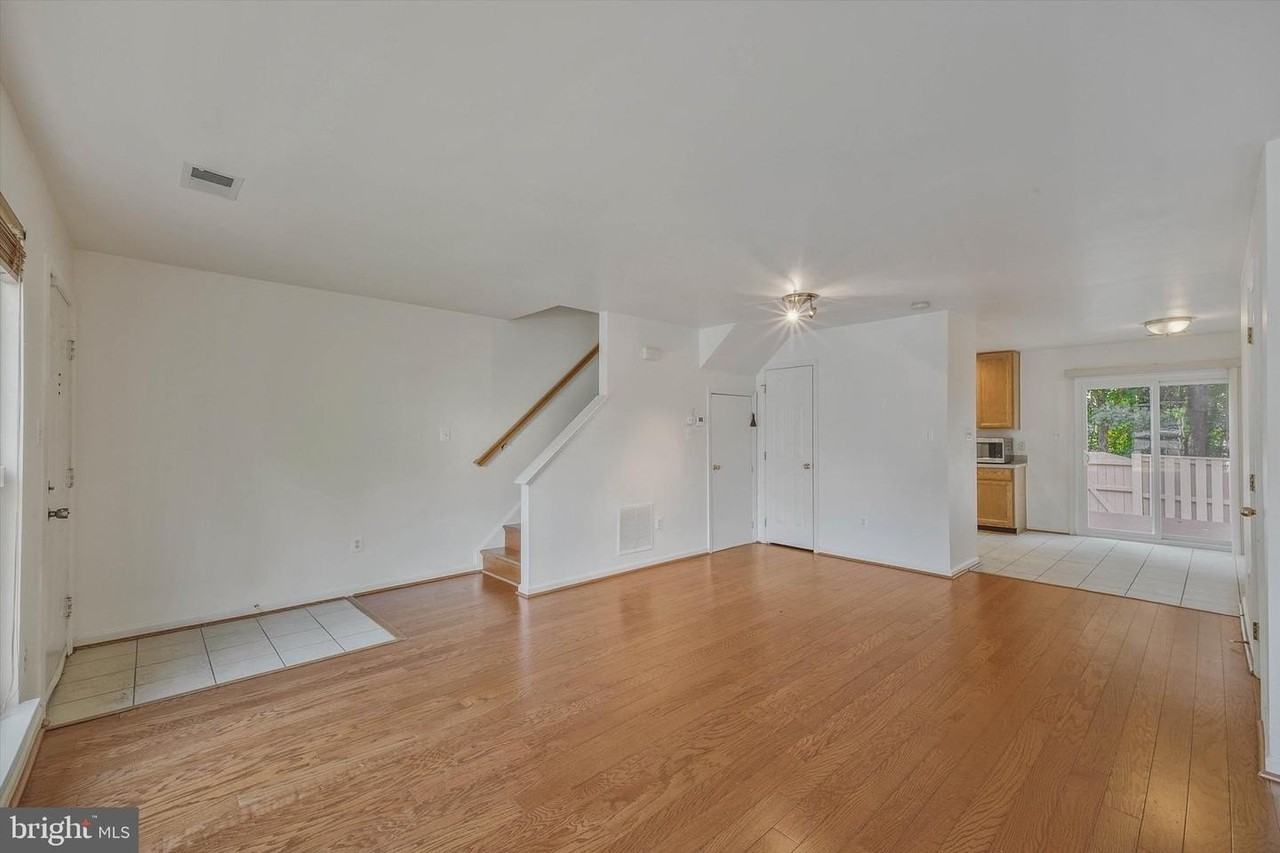 14844 Edman Cir - Photo 6 of 36