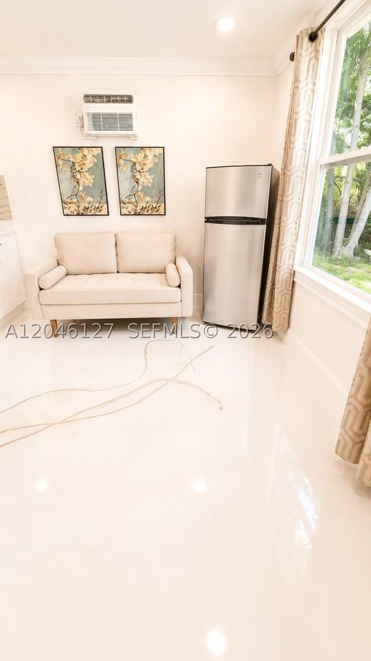 1028 S 62nd Ave #B - Photo 5 of 21
