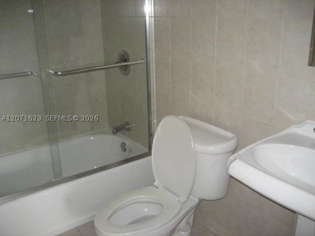 14525 N Kendall Dr #J408 - Photo 4 of 12