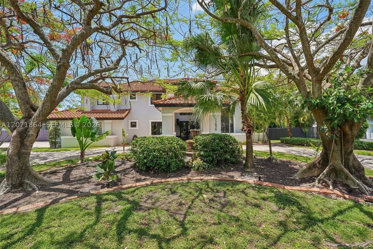 11898 Sw 74th Ter - Photo 4 of 50
