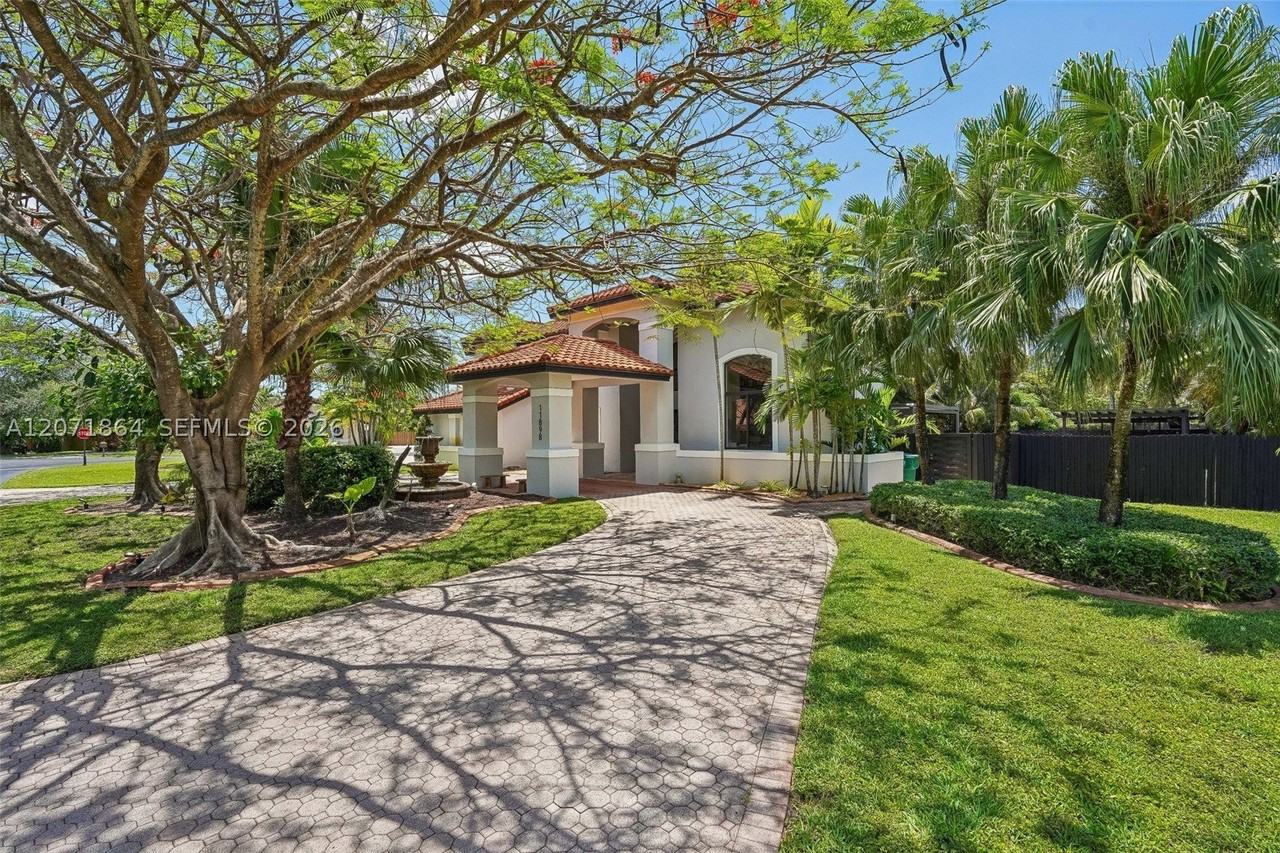 11898 Sw 74th Ter - Photo 6 of 50