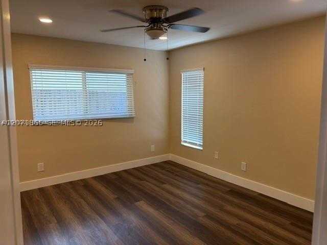 206 Ne 1st Ct #1NORTH - Photo 6 of 24