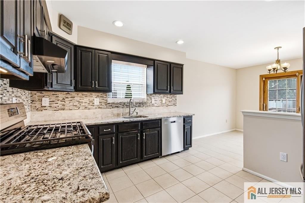 55 Parsler Pl - Photo 7 of 27