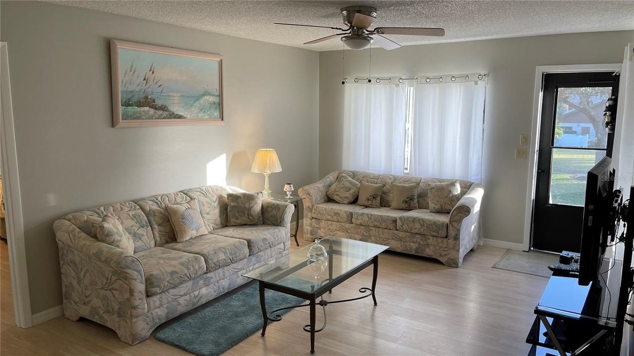 7120 27th Avenue Plz W - Photo 3 of 25