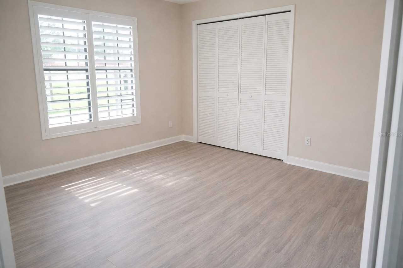 1137 Maple Creek Ct #1137 - Photo 5 of 13