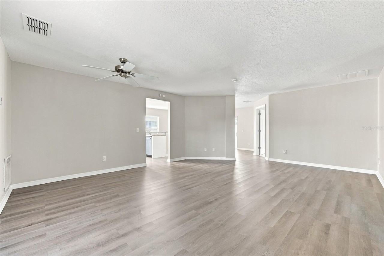 516 Bella Rosa Cir - Photo 5 of 34