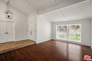 2952 Bottlebrush Dr - Photo 4 of 5