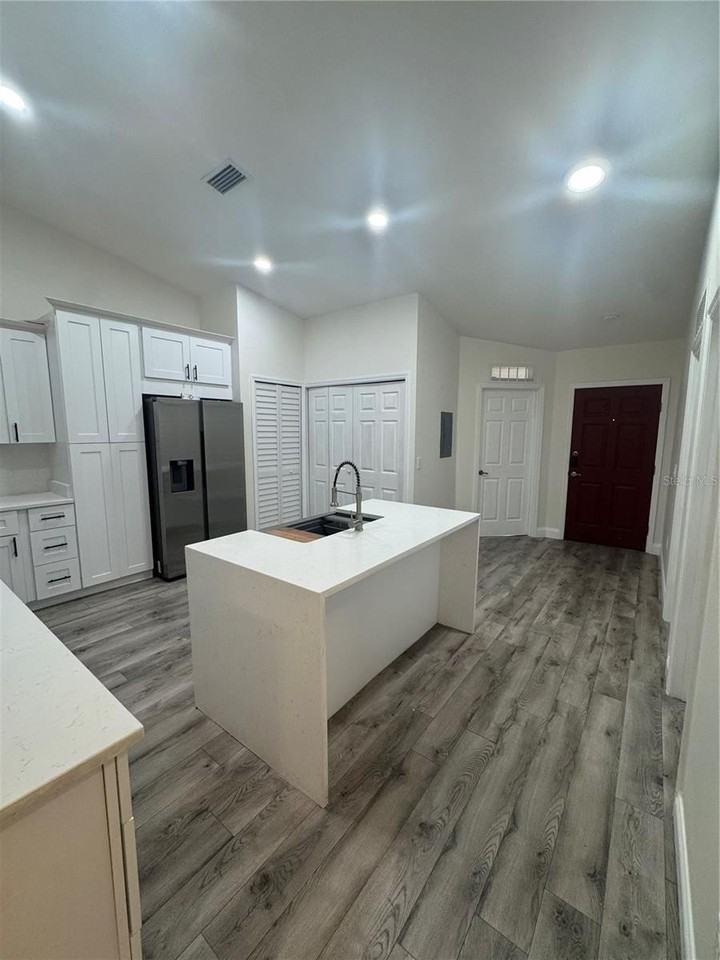 2880 Club Cortile Cir #B - Photo 2 of 12