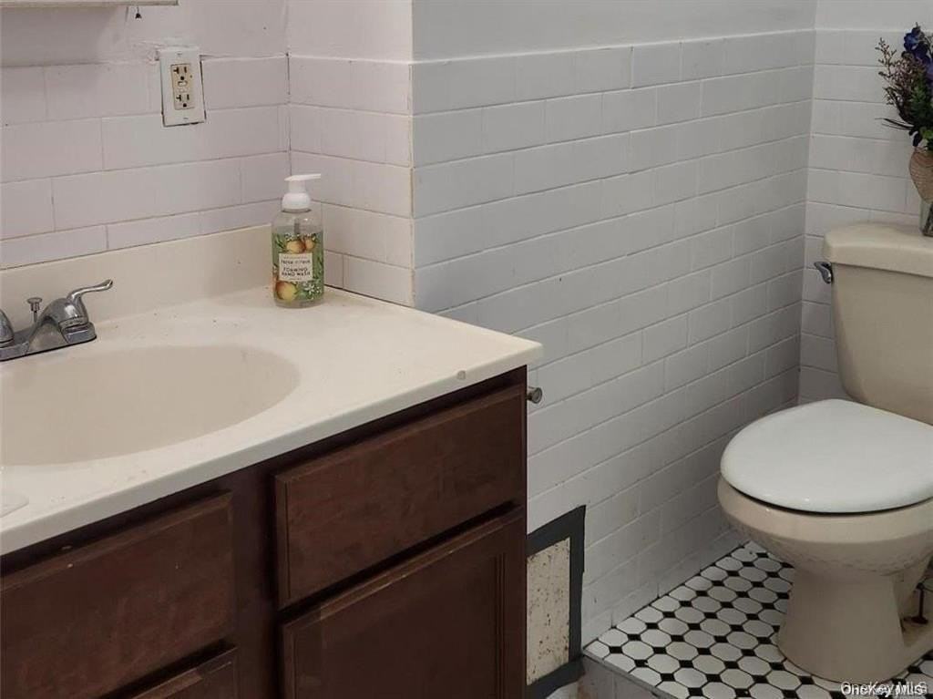 124 10th Ave - Photo 6 of 13