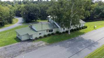 featured image of 86 Carpenter Rd