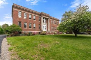 featured image of 280 Village St #D2