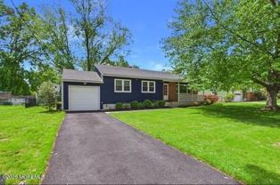27 Rockland Rd - Photo 1 of 1