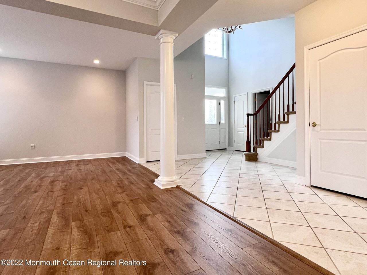 1 Hendrickson Ct - Photo 5 of 39