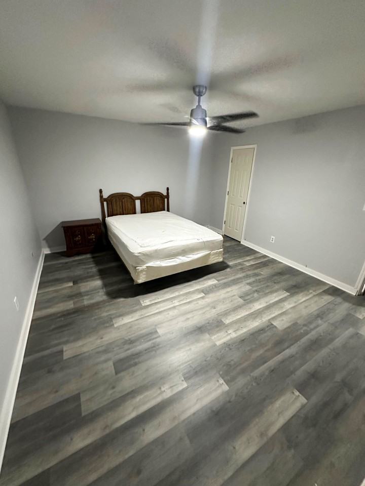 Travis Pines Dr - Photo 5 of 11