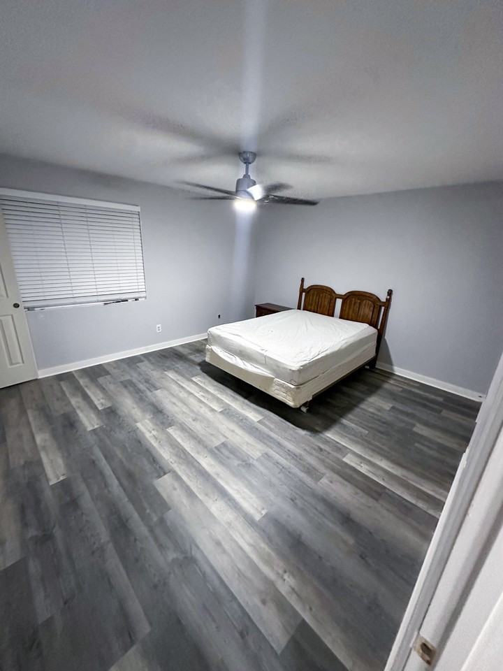 Travis Pines Dr - Photo 7 of 11