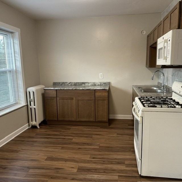 4058 W Dickens Ave #3D - Photo 4 of 9