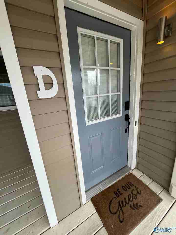 12100 Carriage Ct Se #D - Photo 2 of 15