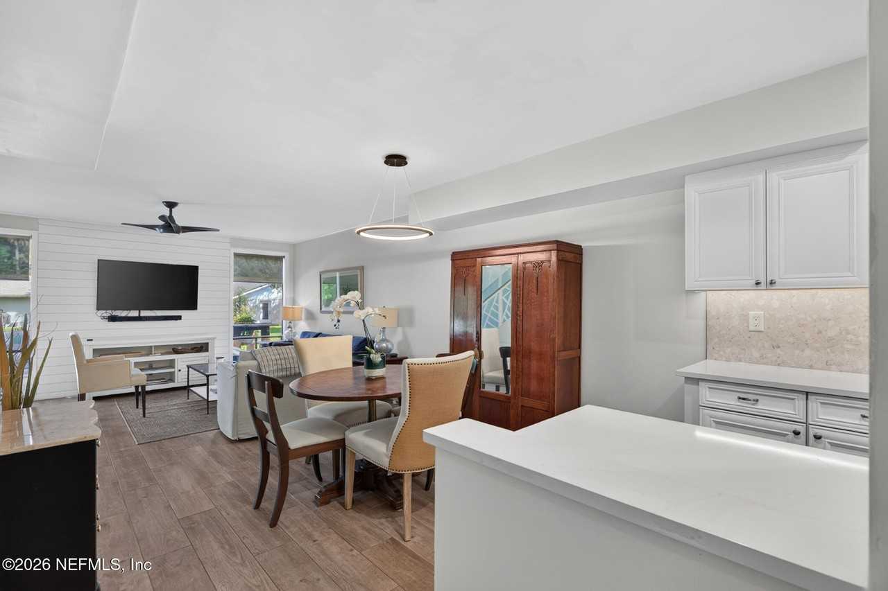 202 Vista Lagoon Ct #B2 - Photo 7 of 50