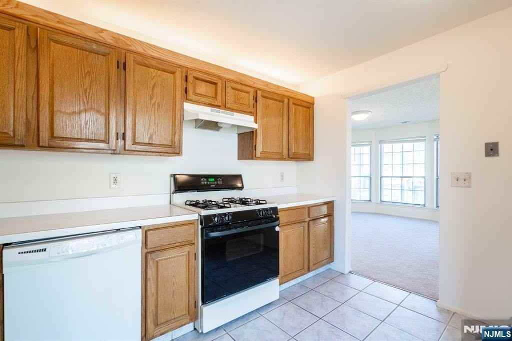 753 Pepperidge Rd - Photo 7 of 26